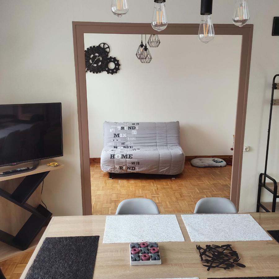 Charmante Maison Entre Mer Et Campagne La Jarrie エクステリア 写真